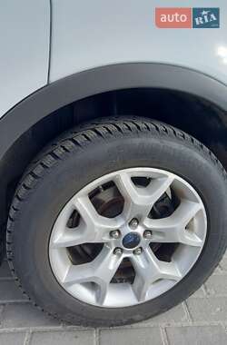 Внедорожник / Кроссовер Ford Kuga 2009 в 