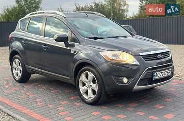 Позашляховик / Кросовер Ford Kuga 2009 в  фото 2 Позашляховик / Кросовер Ford Kuga 2009 в
