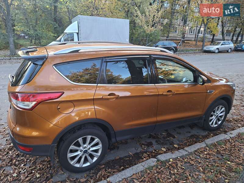 Внедорожник / Кроссовер Ford Kuga 2015 в Киеве