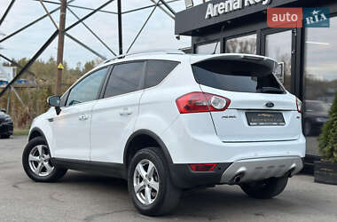 Позашляховик / Кросовер Ford Kuga 2010 в 