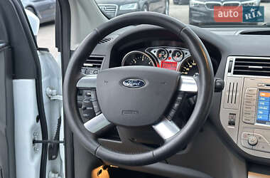 Позашляховик / Кросовер Ford Kuga 2010 в 