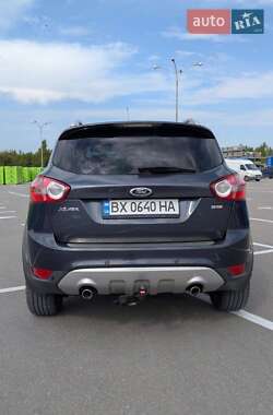 Внедорожник / Кроссовер Ford Kuga 2010 в 