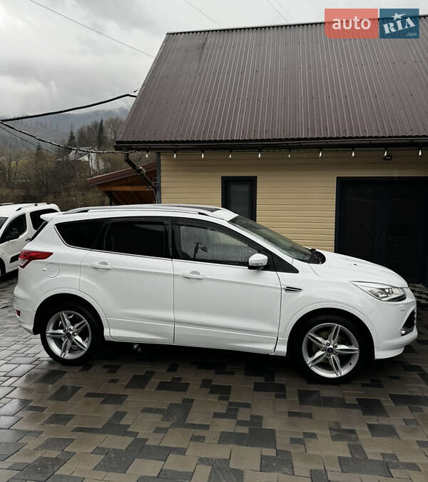 Позашляховик / Кросовер Ford Kuga 2014 в Славському