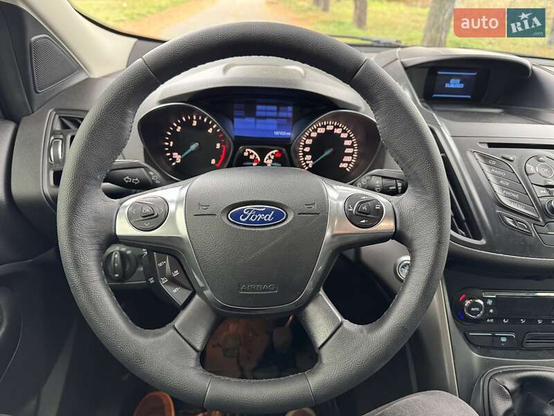 Внедорожник / Кроссовер Ford Kuga 2013 в Киеве