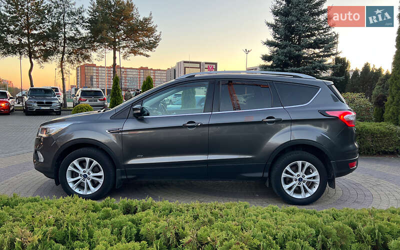 Позашляховик / Кросовер Ford Kuga 2017 в Львові фото 4 Позашляховик / Кросовер Ford Kuga 2017 в Львові
