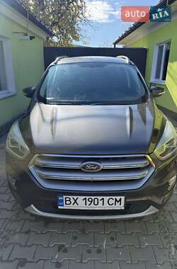 Позашляховик / Кросовер Ford Kuga 2018 в Хмельницькому