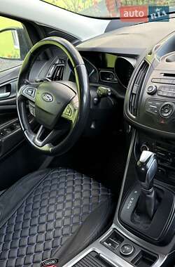 Позашляховик / Кросовер Ford Kuga 2018 в  фото 38 Позашляховик / Кросовер Ford Kuga 2018 в