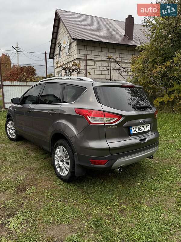 Внедорожник / Кроссовер Ford Kuga 2013 в Тячеве фото 5 Внедорожник / Кроссовер Ford Kuga 2013 в Тячеве