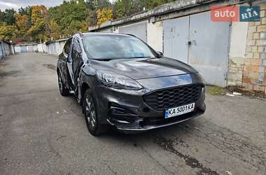 Внедорожник / Кроссовер Ford Kuga 2023 в 