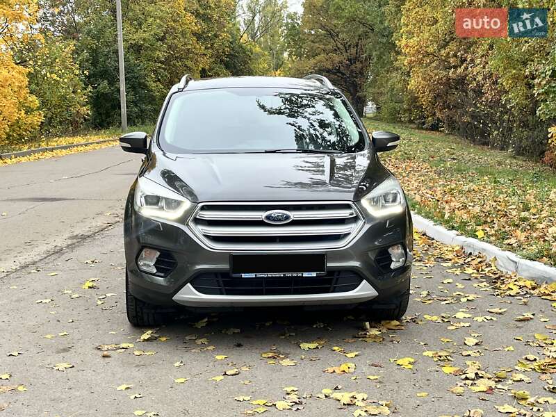 Внедорожник / Кроссовер Ford Kuga 2017 в Киеве