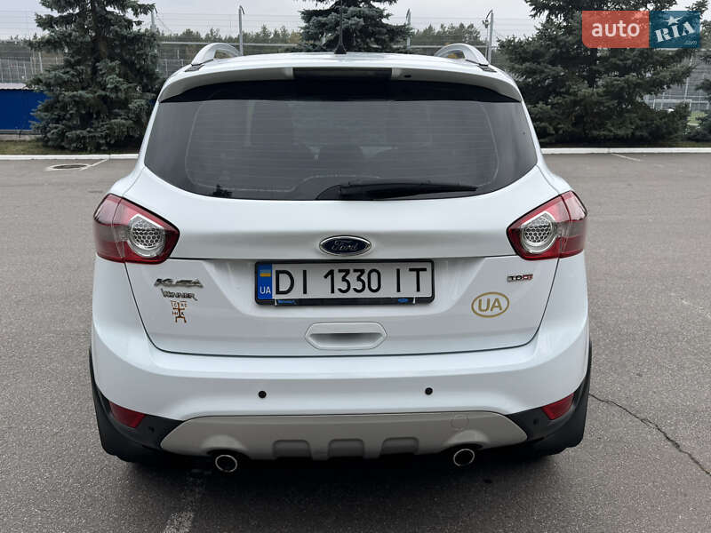 Позашляховик / Кросовер Ford Kuga 2011 в Києві