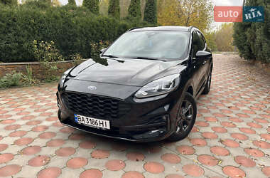 Позашляховик / Кросовер Ford Kuga 2021 в Джулинці