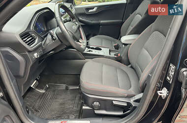 Позашляховик / Кросовер Ford Kuga 2021 в  фото 54 Позашляховик / Кросовер Ford Kuga 2021 в