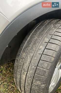 Позашляховик / Кросовер Ford Kuga 2014 в  фото 13 Позашляховик / Кросовер Ford Kuga 2014 в