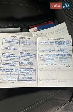 Позашляховик / Кросовер Ford Kuga 2014 в  фото 32 Позашляховик / Кросовер Ford Kuga 2014 в