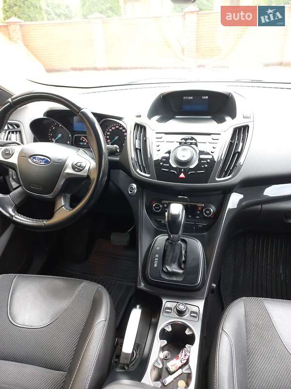 Позашляховик / Кросовер Ford Kuga 2013 в Луцьку