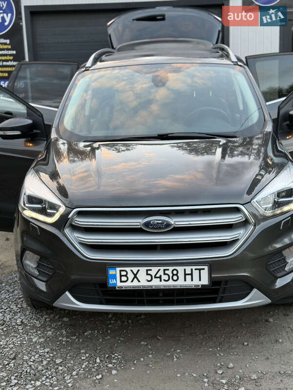 Внедорожник / Кроссовер Ford Kuga 2019 в Хмельницком фото 3 Внедорожник / Кроссовер Ford Kuga 2019 в Хмельницком