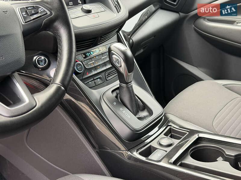 Внедорожник / Кроссовер Ford Kuga 2019 в Ужгороде фото 32 Внедорожник / Кроссовер Ford Kuga 2019 в Ужгороде