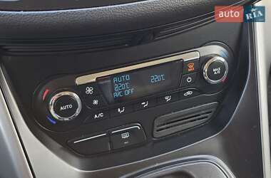 Внедорожник / Кроссовер Ford Kuga 2013 в 