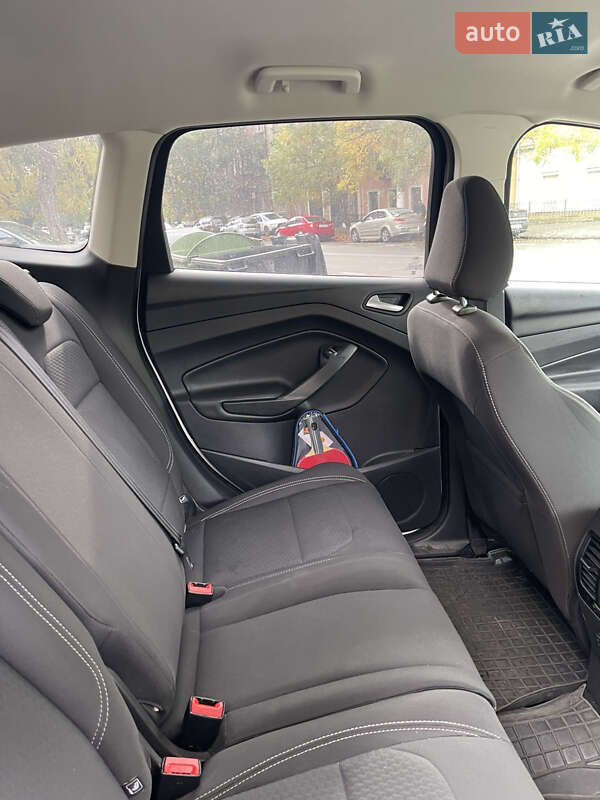 Позашляховик / Кросовер Ford Kuga 2018 в Одесі