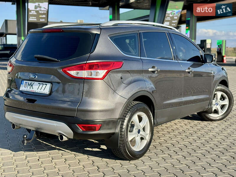 Позашляховик / Кросовер Ford Kuga 2015 в Миколаєві