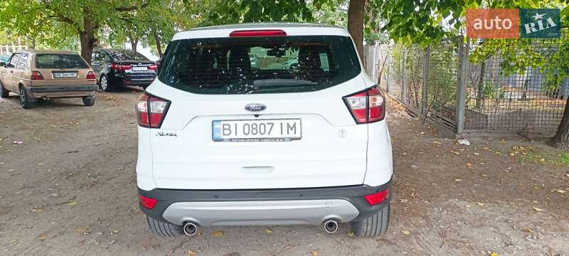 Внедорожник / Кроссовер Ford Kuga 2018 в Днепре фото 3 Внедорожник / Кроссовер Ford Kuga 2018 в Днепре
