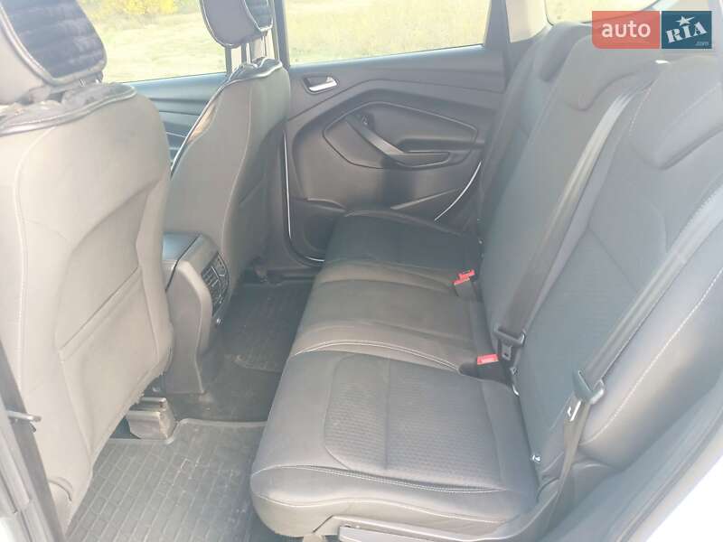 Внедорожник / Кроссовер Ford Kuga 2018 в Днепре фото 13 Внедорожник / Кроссовер Ford Kuga 2018 в Днепре