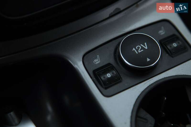 Внедорожник / Кроссовер Ford Kuga 2015 в Харькове фото 20 Внедорожник / Кроссовер Ford Kuga 2015 в Харькове