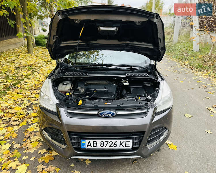 Позашляховик / Кросовер Ford Kuga 2013 в Києві фото 48 Позашляховик / Кросовер Ford Kuga 2013 в Києві