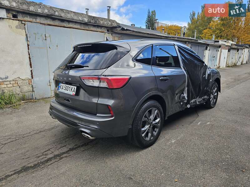 Позашляховик / Кросовер Ford Kuga 2023 в Києві