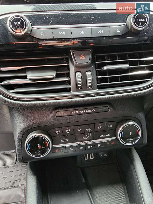 Позашляховик / Кросовер Ford Kuga 2023 в Києві