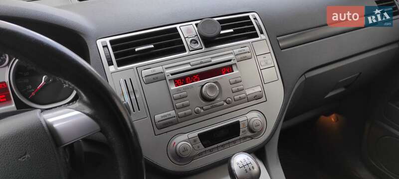 Внедорожник / Кроссовер Ford Kuga 2011 в Виннице