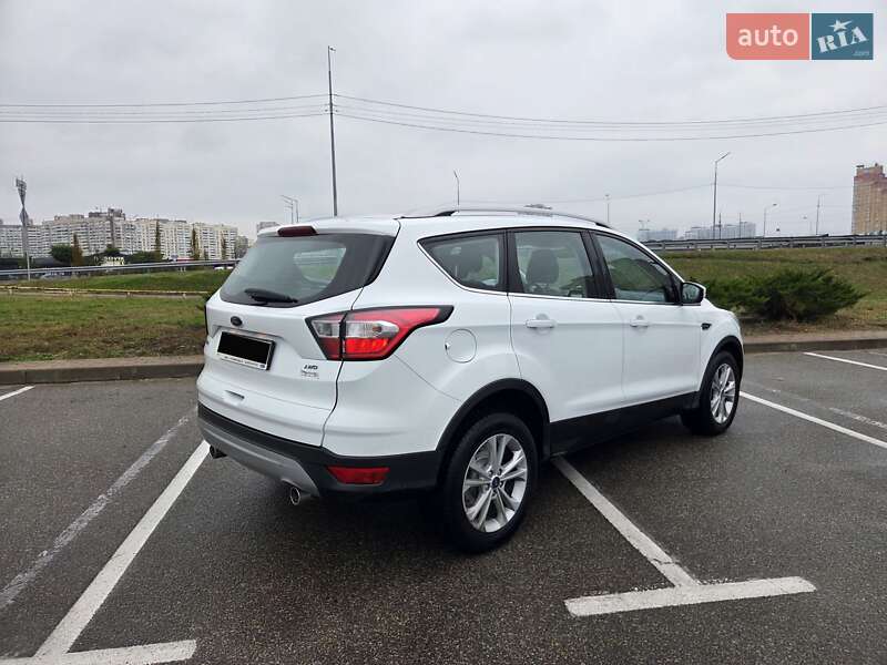 Внедорожник / Кроссовер Ford Kuga 2019 в Киеве