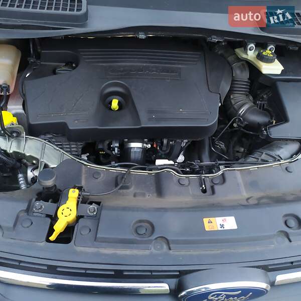 Позашляховик / Кросовер Ford Kuga 2015 в Кривому Розі фото 25 Позашляховик / Кросовер Ford Kuga 2015 в Кривому Розі