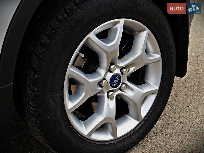 Внедорожник / Кроссовер Ford Kuga 2011 в Черкассах