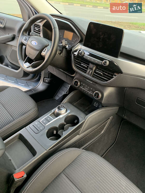 Внедорожник / Кроссовер Ford Kuga 2023 в Харькове фото 24 Внедорожник / Кроссовер Ford Kuga 2023 в Харькове