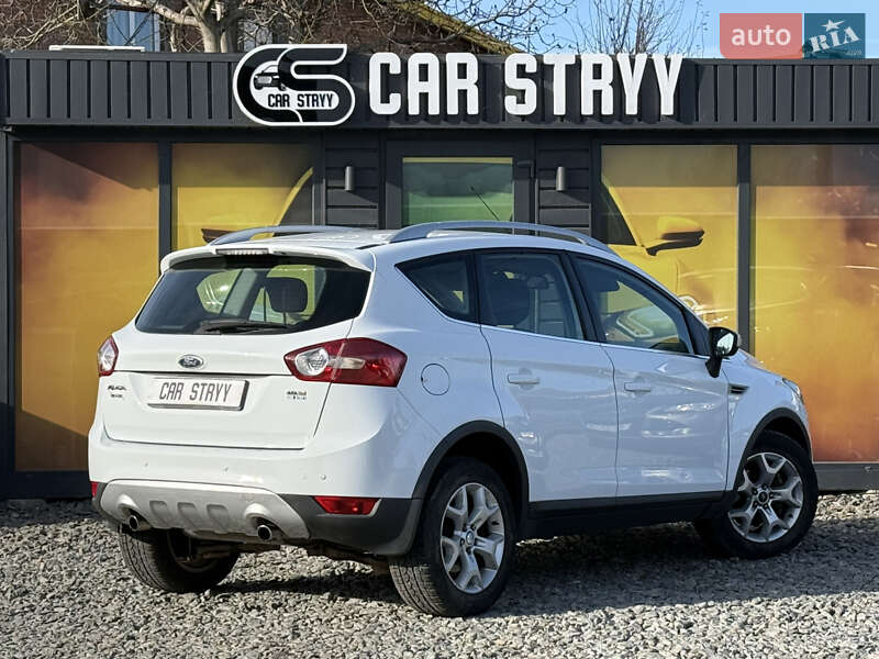 Позашляховик / Кросовер Ford Kuga 2010 в Стрию