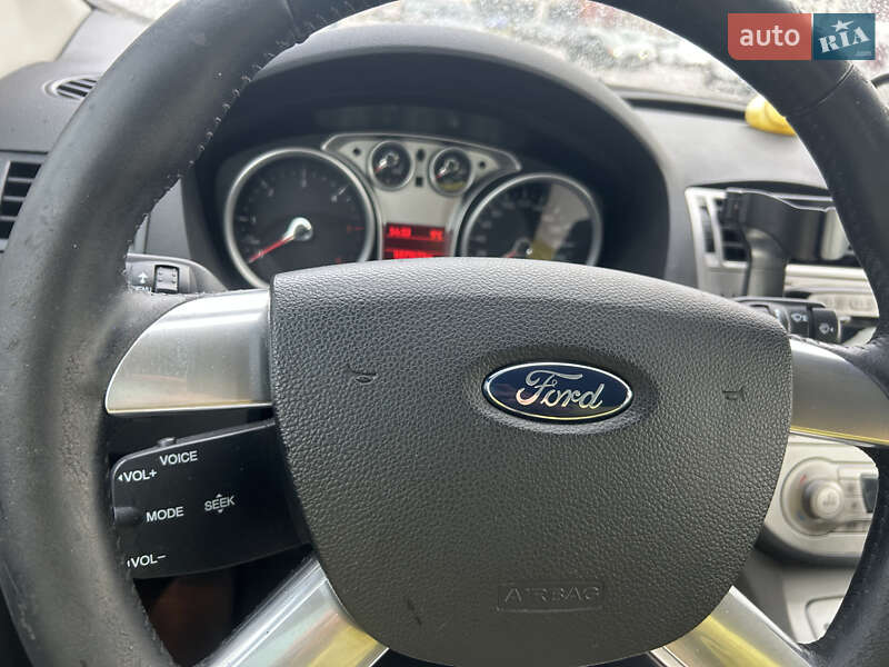 Внедорожник / Кроссовер Ford Kuga 2011 в Киеве фото 44 Внедорожник / Кроссовер Ford Kuga 2011 в Киеве