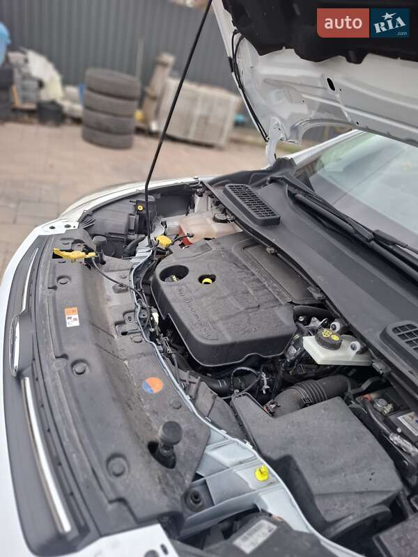 Внедорожник / Кроссовер Ford Kuga 2014 в Звягеле