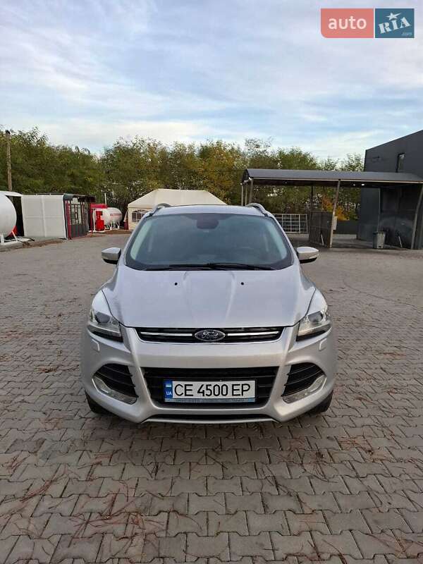 Внедорожник / Кроссовер Ford Kuga 2016 в Черновцах