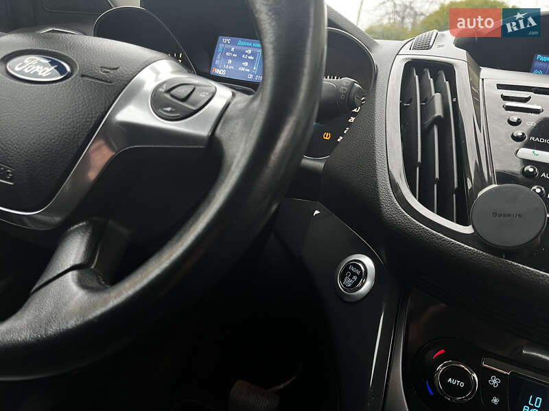 Внедорожник / Кроссовер Ford Kuga 2014 в Дрогобыче