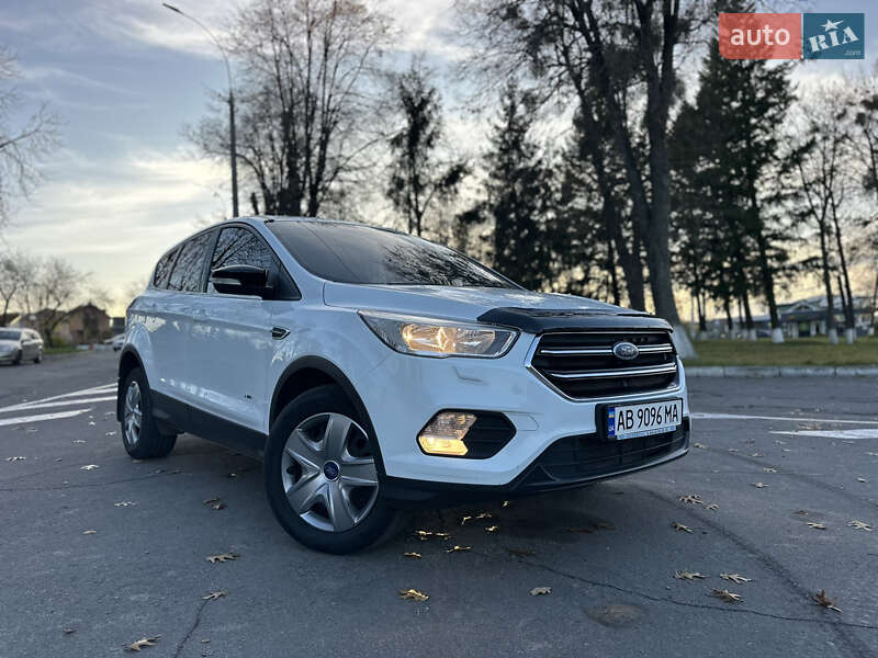 Внедорожник / Кроссовер Ford Kuga 2017 в Виннице фото 20 Внедорожник / Кроссовер Ford Kuga 2017 в Виннице
