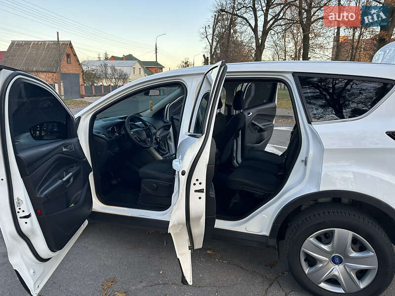 Внедорожник / Кроссовер Ford Kuga 2017 в Виннице фото 54 Внедорожник / Кроссовер Ford Kuga 2017 в Виннице