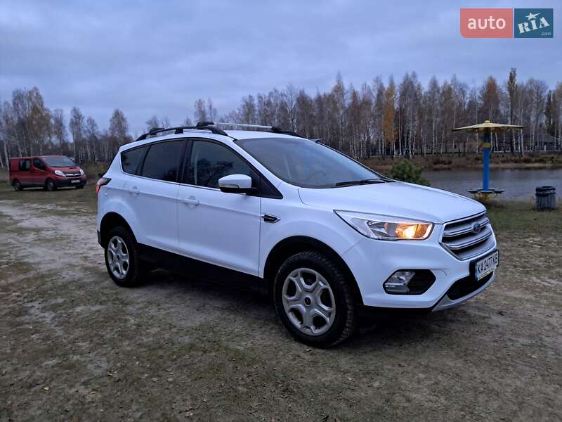 Внедорожник / Кроссовер Ford Kuga 2017 в Чернигове фото 17 Внедорожник / Кроссовер Ford Kuga 2017 в Чернигове