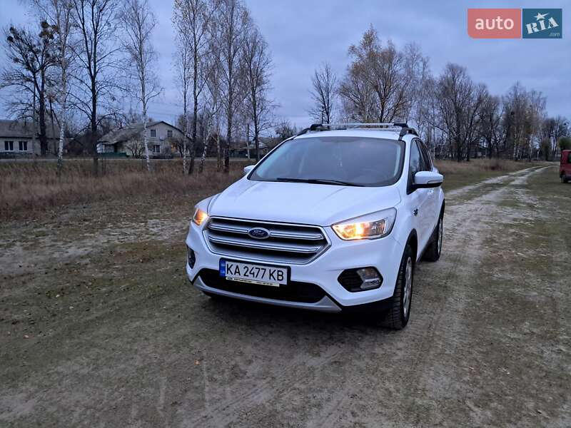 Внедорожник / Кроссовер Ford Kuga 2017 в Чернигове фото 20 Внедорожник / Кроссовер Ford Kuga 2017 в Чернигове