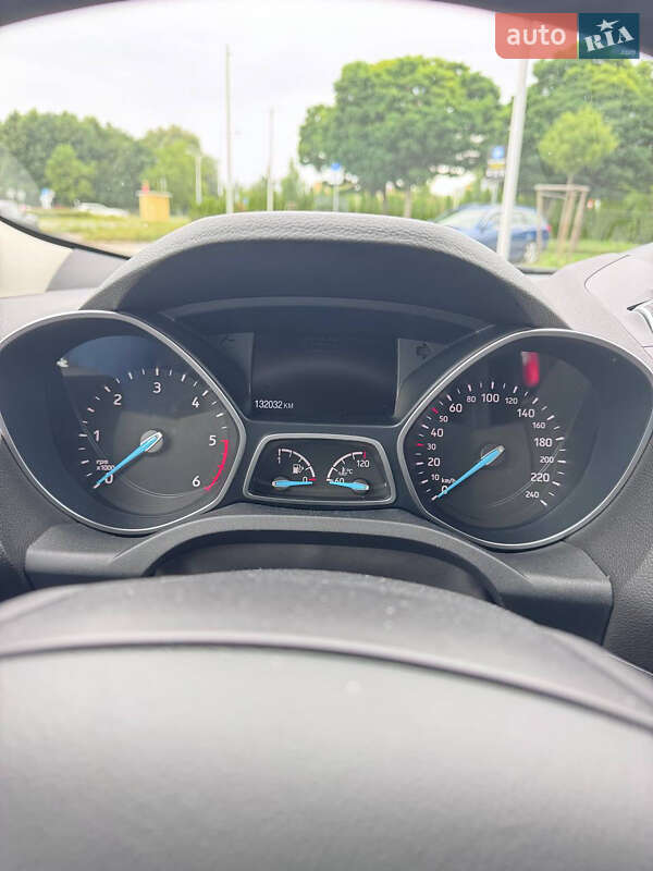 Внедорожник / Кроссовер Ford Kuga 2019 в Киеве