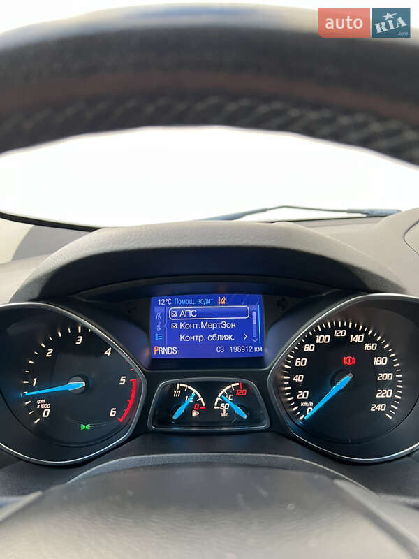 Позашляховик / Кросовер Ford Kuga 2013 в Луцьку