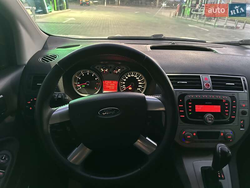 Внедорожник / Кроссовер Ford Kuga 2010 в Одессе