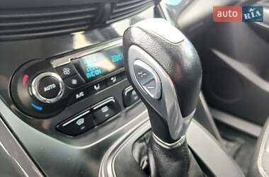Внедорожник / Кроссовер Ford Kuga 2016 в Калуше