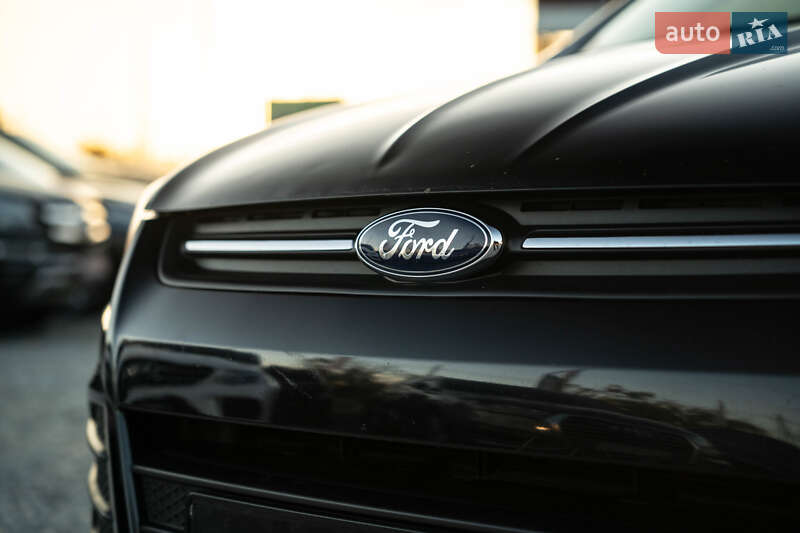 Внедорожник / Кроссовер Ford Kuga 2015 в Черновцах фото 11 Внедорожник / Кроссовер Ford Kuga 2015 в Черновцах